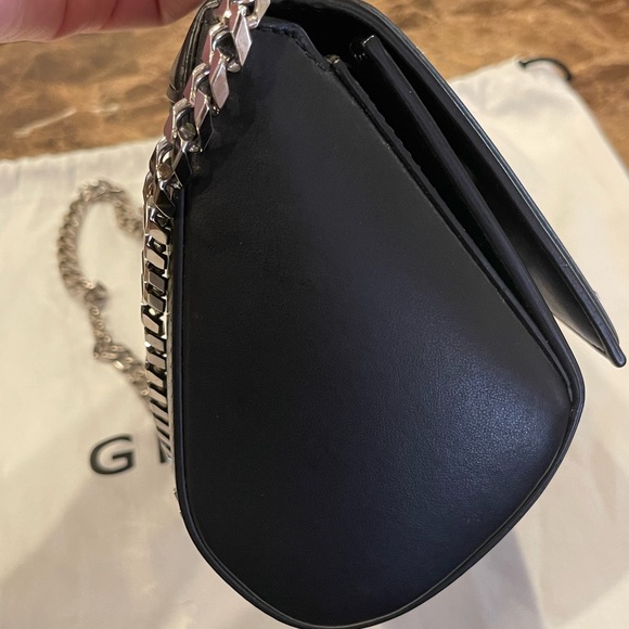 AUTHENTIC Givenchy small Pandora Box - Picture 5 of 15